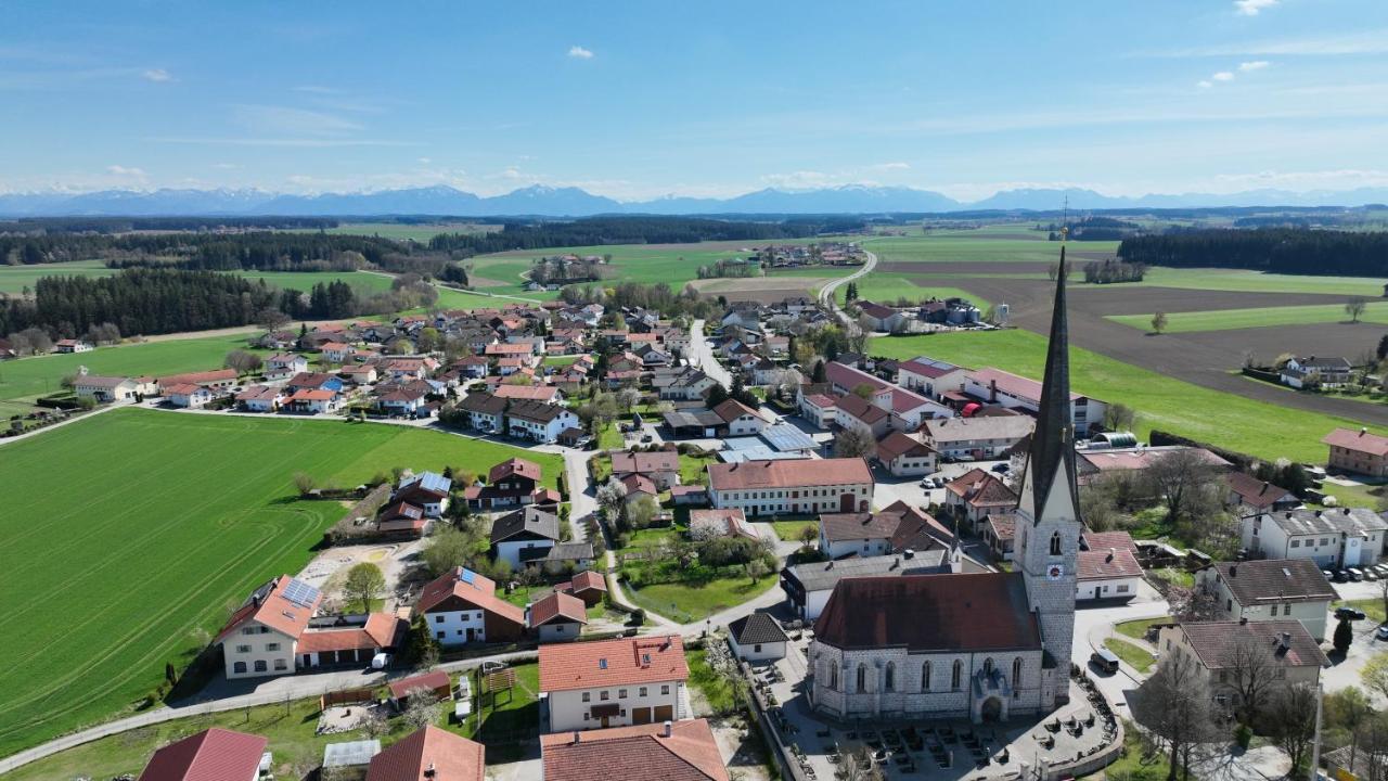 Chaletwohnung Vor Den Toren Des Chiemgaus Tacherting Dış mekan fotoğraf